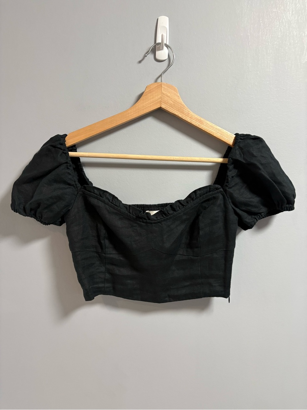 Aritzia - Wilfred Crop Top